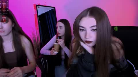 lissa_night online show from 10.17.25