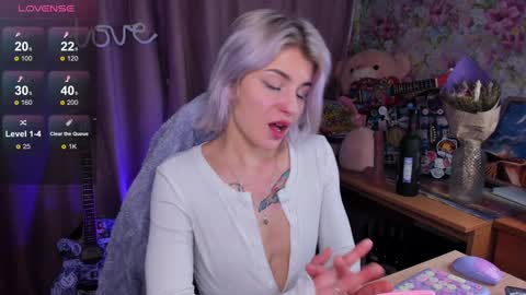 Lissa online show from 12.22.24