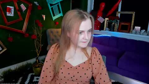 Snapshot of lissatelor chatting on 07.10.26 Lissa Telor online show from 07.10.26
