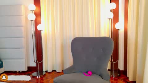 Lisseth Long  online show from 05.13.26