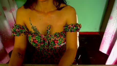 Liss online show from 12.23.24