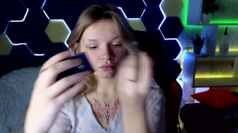 Lena online show from 12.29.24