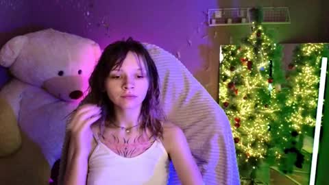 Lena online show from 12.17.25