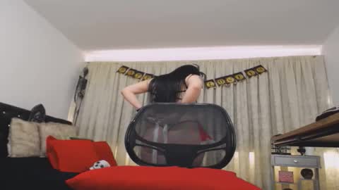 Snapshot of litas_secrets chatting on 10.30.25 LITA a sexy milf online show from 10.30.25