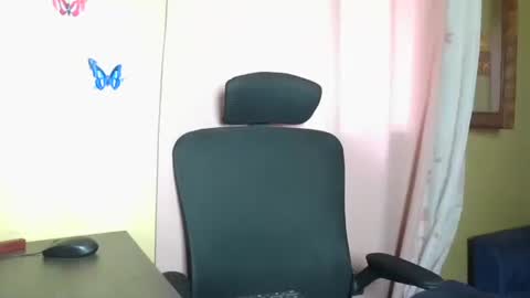 Snapshot of litlecarene chatting on 12.05.25 litlecarene online show from 12.05.25