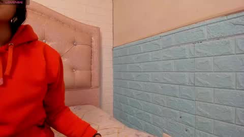 Snapshot of litlenessa_ chatting on 05.04.26 VANESSA online show from 05.04.26