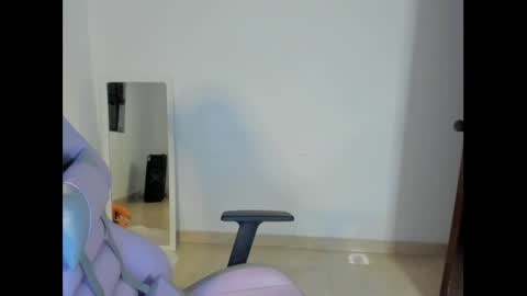 Danni online show from 02.28.25