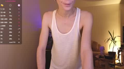 Snapshot of litllle_alis_a chatting on 02.10.25 Alisa online show from 02.10.25