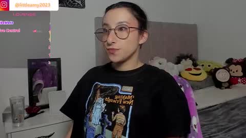 Snapshot of little__ammy chatting on 02.18.26 little__ammy online show from 02.18.26