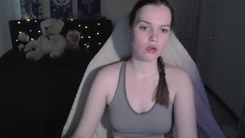 little__flowers online show from 04.26.26