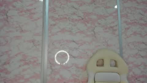 Snapshot of little_doll_4u chatting on 04.20.26 ANNI online show from 04.20.26