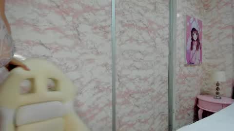 Snapshot of little_doll_4u chatting on 04.28.26 ANNI online show from 04.28.26