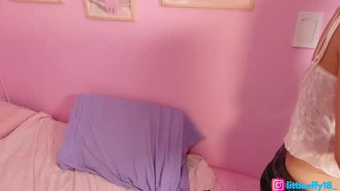 Little Effy online show from 11.18.25