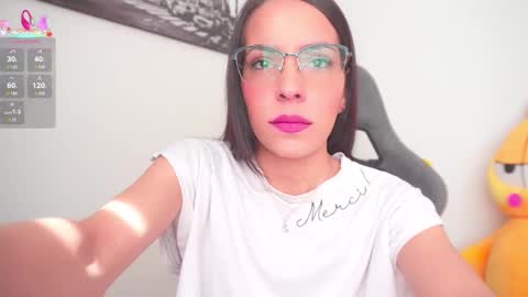 Help me reach 100 likes online show from 09.11.25