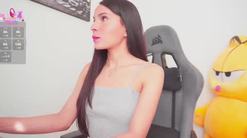 Help me reach 100 likes online show from 09.25.25