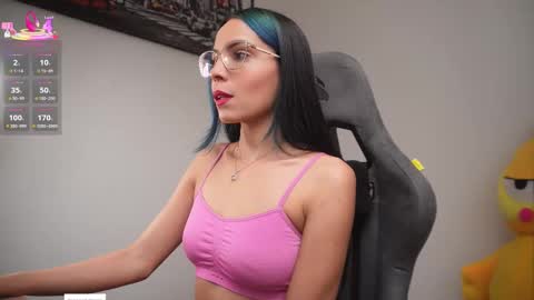 Help me reach 100 likes online show from 01.10.26