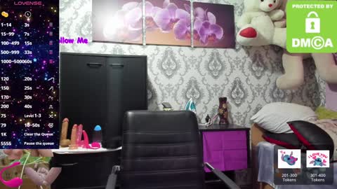 Snapshot of little_letti chatting on 12.11.24 Letti online show from 12.11.24