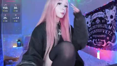 Snapshot of little_misaki chatting on 10.24.25 Maria online show from 10.24.25