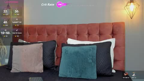 Snapshot of little_tania_ chatting on 11.19.25 Tania online show from 11.19.25