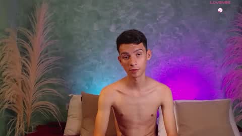 Juan Ferrer online show from 03.11.25