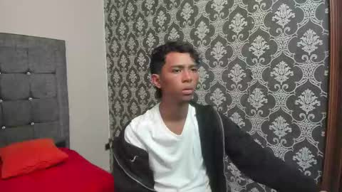 Snapshot of little_twink19x chatting on 03.02.26 JESSAR online show from 03.02.26