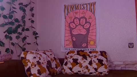 Snapshot of little_witch_sofia chatting on 02.06.25 Sofia online show from 02.06.25