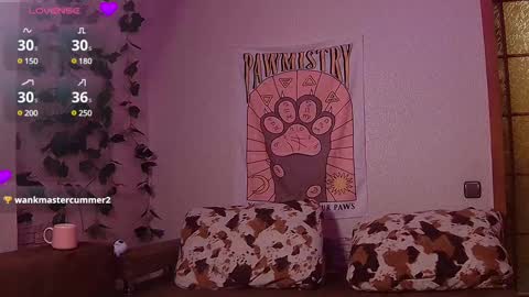 Snapshot of little_witch_sofia chatting on 02.22.25 Sofia online show from 02.22.25