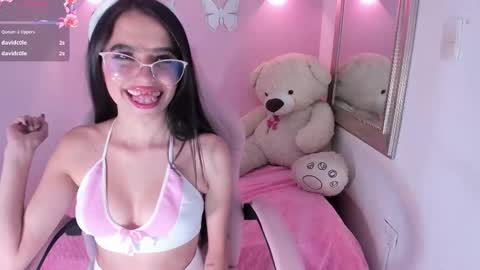 Ari online show from 09.27.25