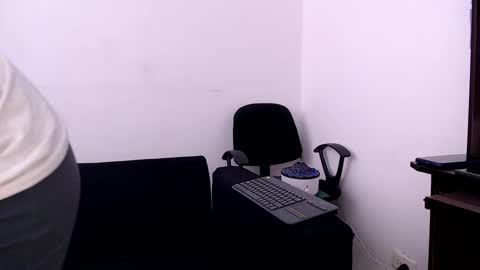 Manu online show from 09.15.25