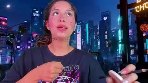 Snapshot of littlee_emma_ chatting on 09.14.25 littlee_emma_ online show from 09.14.25