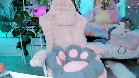 Riza Riri Puff  online show from 02.03.25