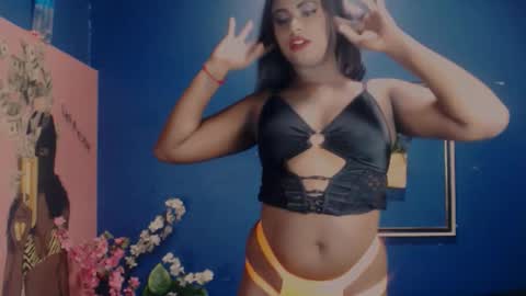 Snapshot of littleindianmilf chatting on 09.12.25 littleindianmilf online show from 09.12.25