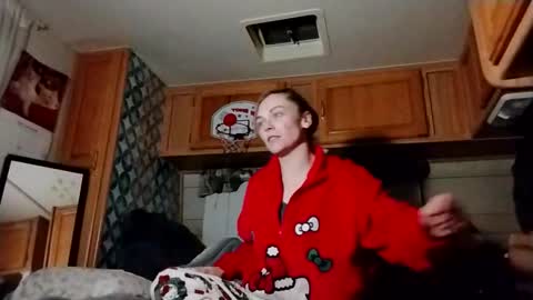 Snapshot of littleleo96 chatting on 12.05.25 littleleo96 online show from 12.05.25