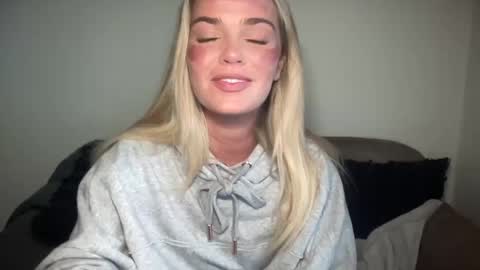 Marciabrady online show from 01.10.25