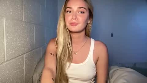 Marciabrady online show from 02.12.25