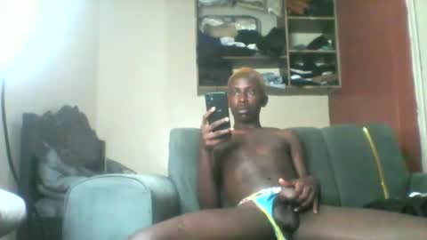 Snapshot of littlepornsexy chatting on 03.16.26 rooney online show from 03.16.26