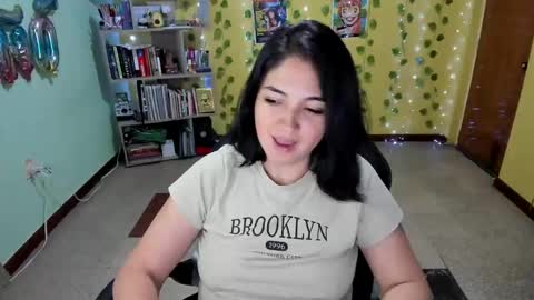 Mia  Wednesday to Sunday 730 am to 1030 am Colombian Hour D online show from 01.13.25