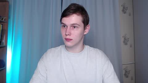 Snapshot of littlesadcabbage chatting on 01.20.25 Sonnenschein online show from 01.20.25