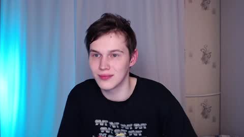 Snapshot of littlesadcabbage chatting on 02.07.25 Sonnenschein online show from 02.07.25