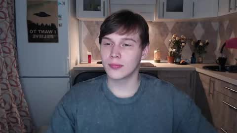 Snapshot of littlesadcabbage chatting on 04.16.26 Sonnenschein online show from 04.16.26