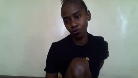 Snapshot of littlesandie chatting on 10.10.25 littlesandie online show from 10.10.25