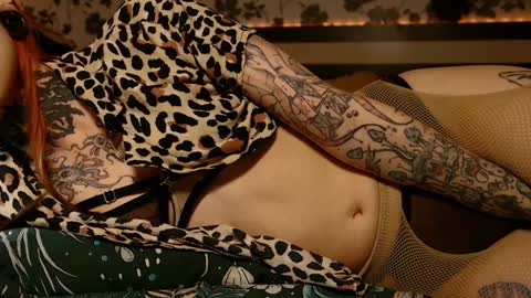 Niki  free tg channel with some photos gifs and info about streams  online show from 02.03.25