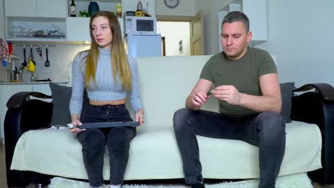 Little Tifany online show from 12.04.25