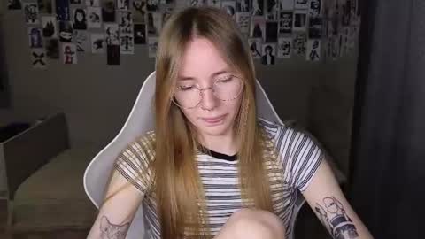 Snapshot of littlevildevil chatting on 06.29.26 Eliana online show from 06.29.26