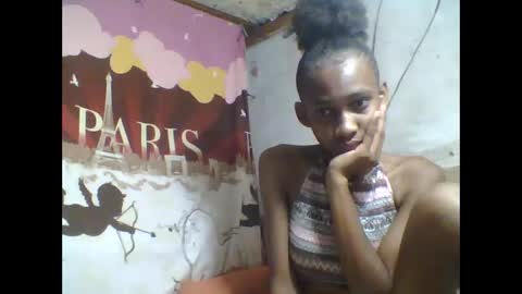 Snapshot of littleyanah chatting on 09.24.25 yanah online show from 09.24.25