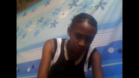 Snapshot of littleyanah chatting on 10.30.25 yanah online show from 10.30.25