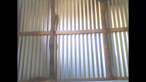 Snapshot of littleyanah chatting on 11.05.25 yanah online show from 11.05.25