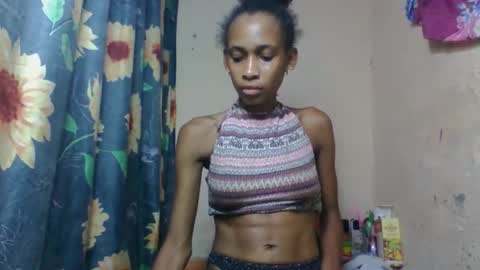 Snapshot of littleyanah chatting on 03.02.26 yanah online show from 03.02.26