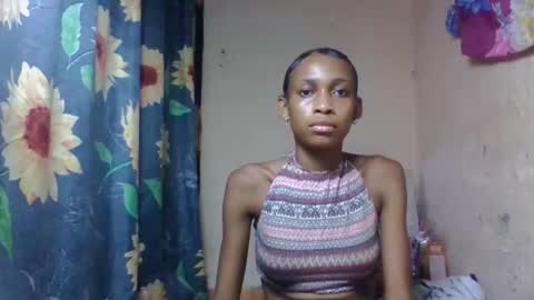 Snapshot of littleyanah chatting on 03.04.26 yanah online show from 03.04.26