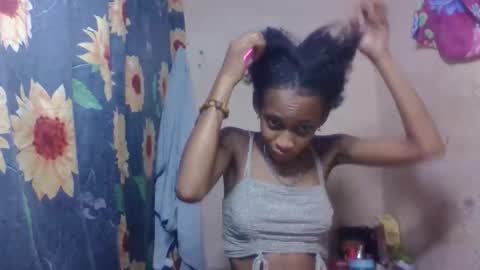 Snapshot of littleyanah chatting on 03.15.26 yanah online show from 03.15.26